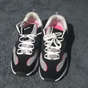 Champion shoes